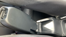 Toyota Yaris Cross 1.5 Hybrid Design 5dr CVT Hybrid Estate